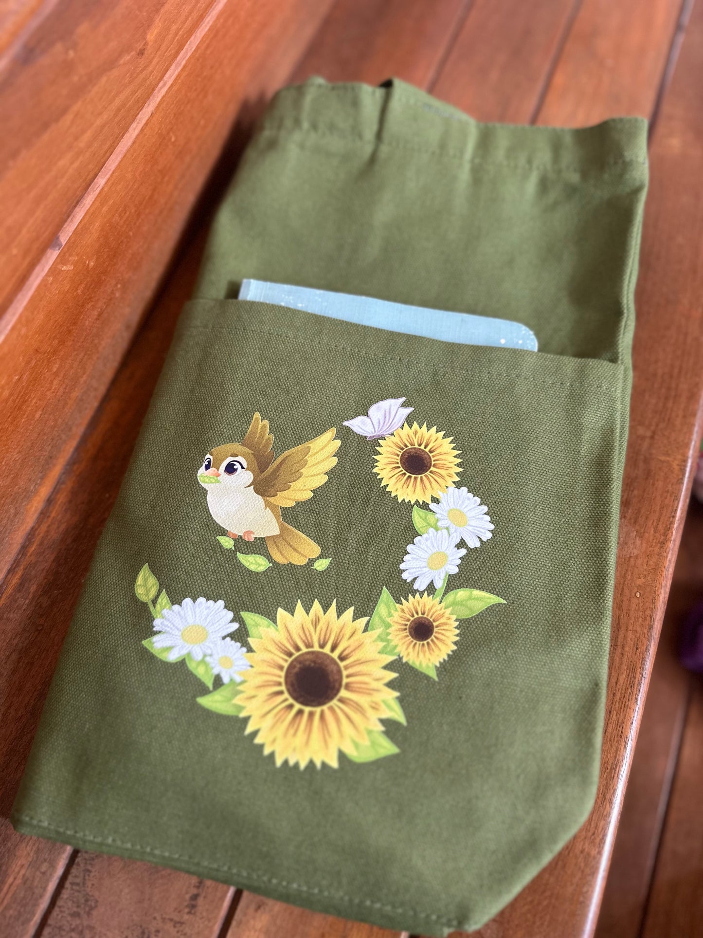 Between Sky and Sun |Olive green| Horizontal bag | Cotton Canvas