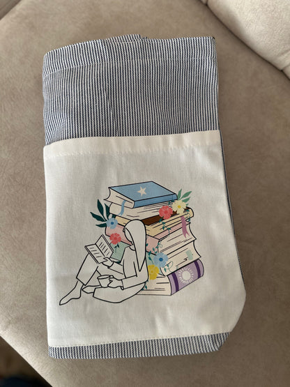 Horizontal | Library White Tote bag | Twill Cotton