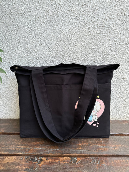 Horizontal Black Dog Tote bag